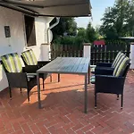 Sonnenterrasse Mit Grill Hébergement de vacances *